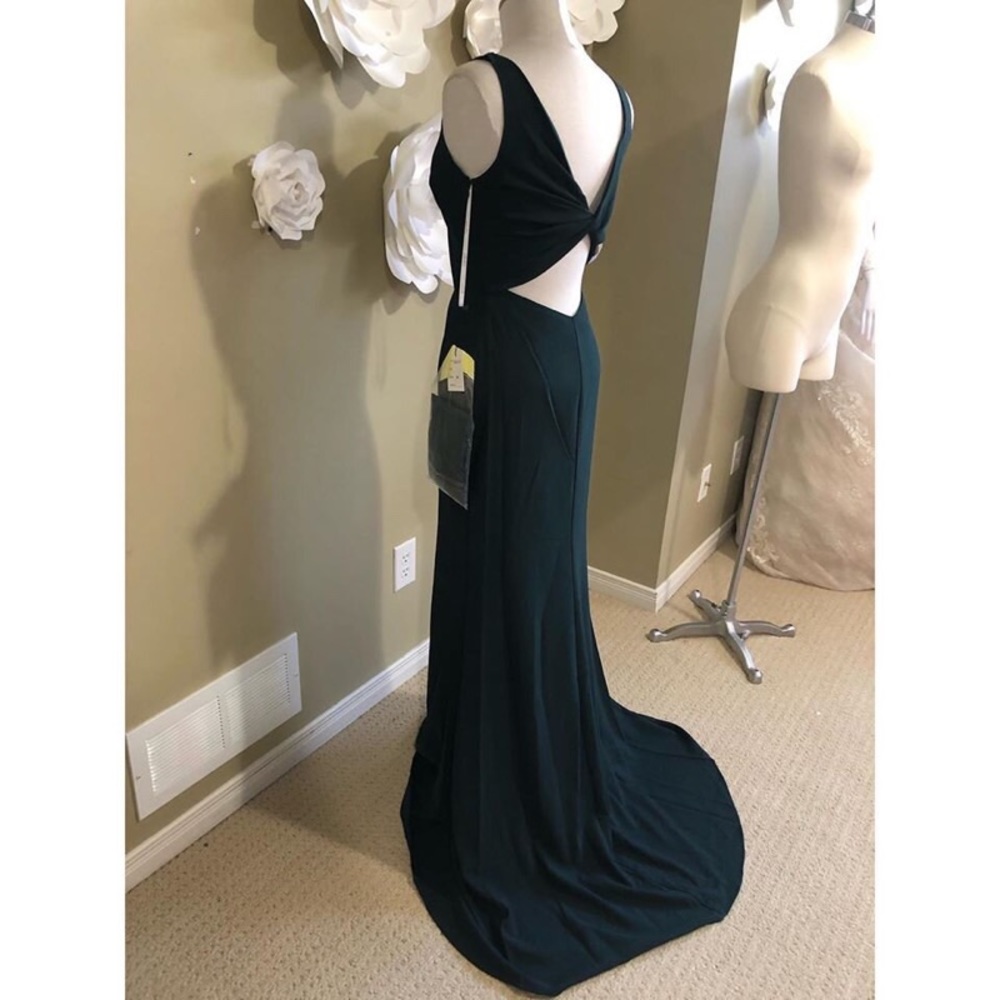 HUNTER GREEN FLOOR LENGTH DRESS